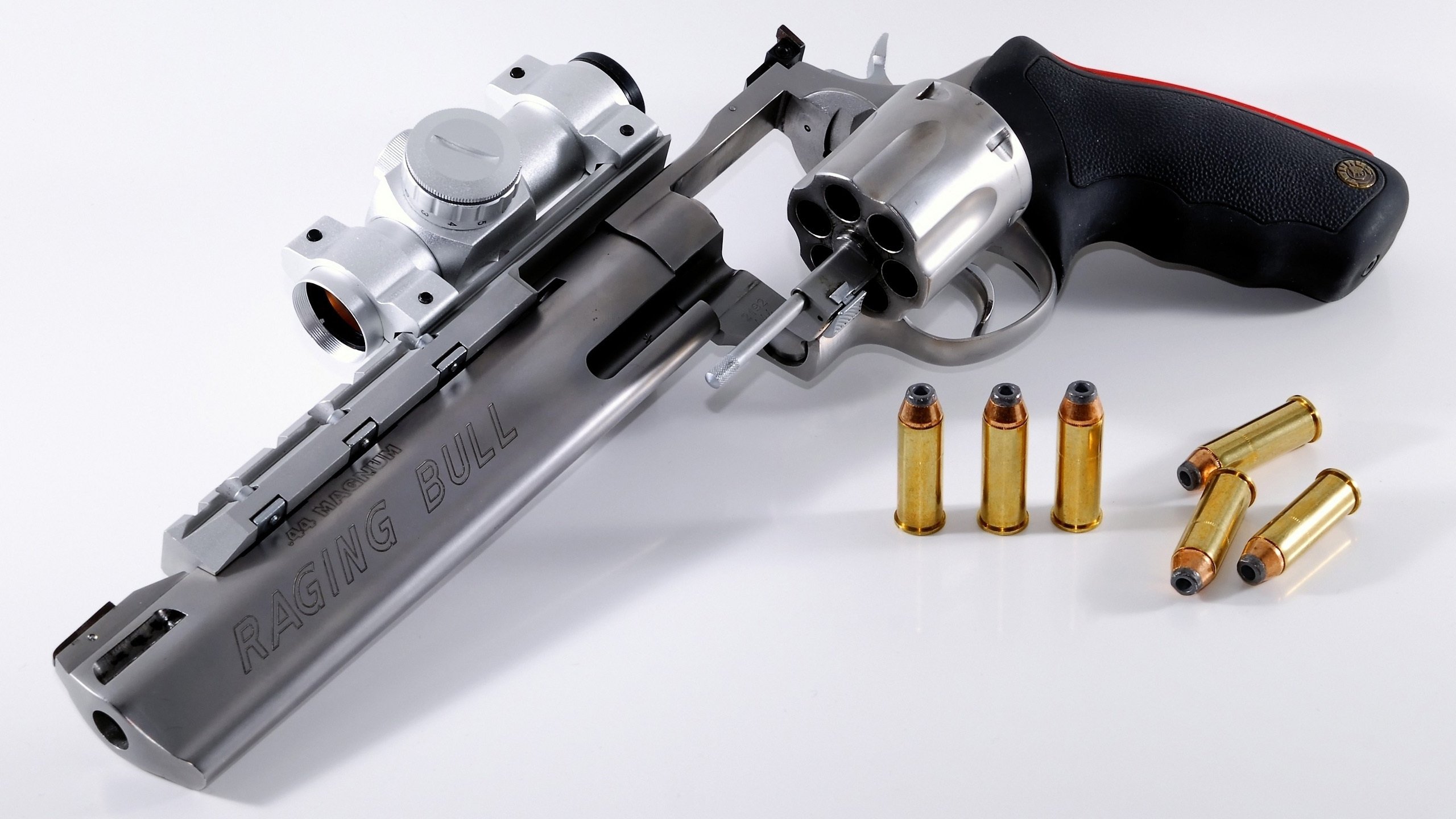 朱婷伤愈复出贡献全场最高得分,朱婷伤势情况