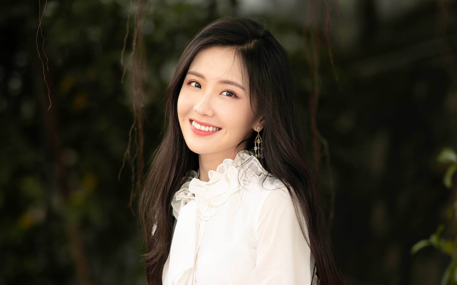 胡贝特·科斯赛场风采尽显未来之星,胡贝尔特